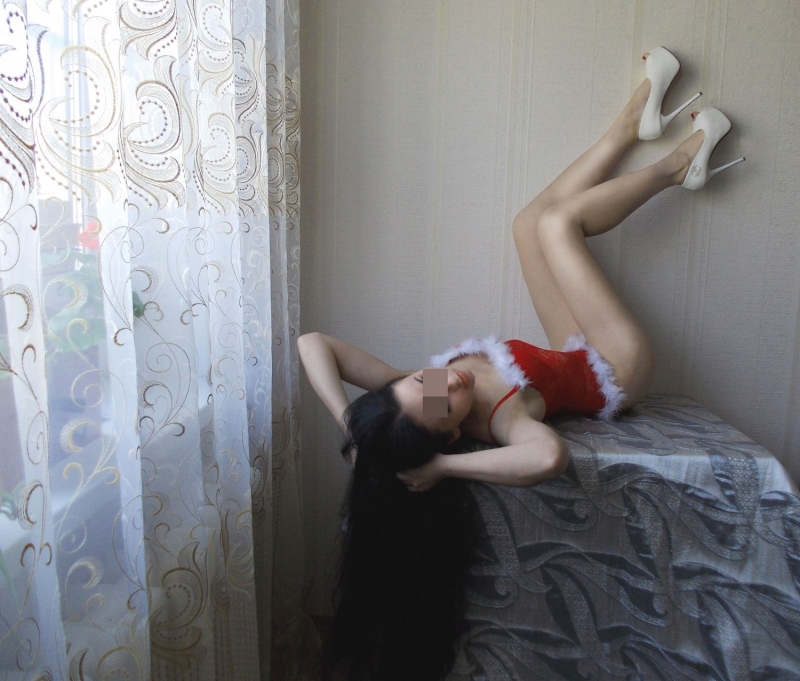 Горячая штучка с огненными глазами и игривым характером приглашает к себе в уютное гнездышко. Безумно люблю удовлетворять мужчин и принимать новые вызовы. Позвони мне! 22253, 24 года